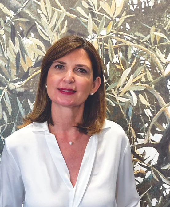 Βασιλική ( Βίκυ ) Λαδάκη